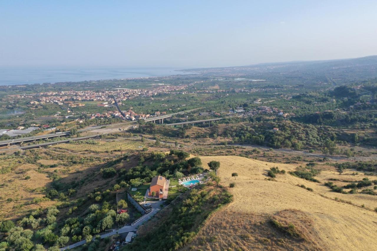 Arcobaleno Dell'Etna Villa กาบาตาเบียโน ภายนอก รูปภาพ